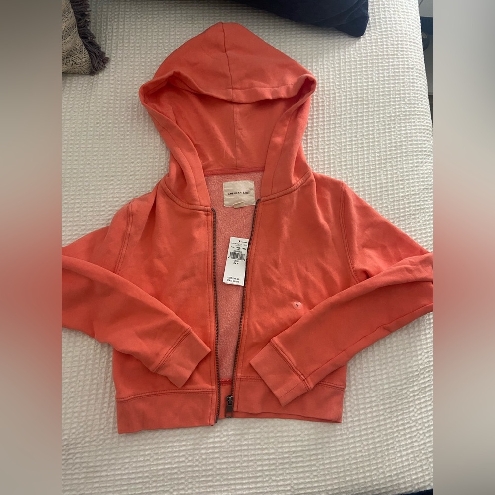 COPY - AE cropped zip-up hoodie